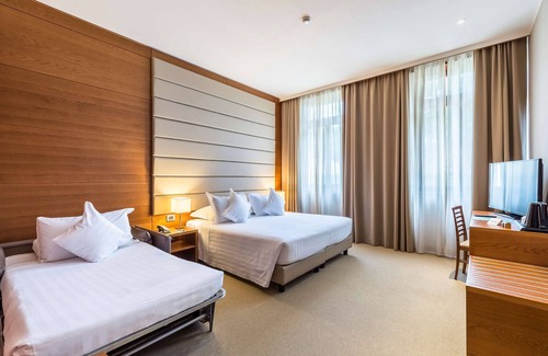 Aurelio Hotel | Exceptional Stay at Occidental Aurelia with Spa & Pool