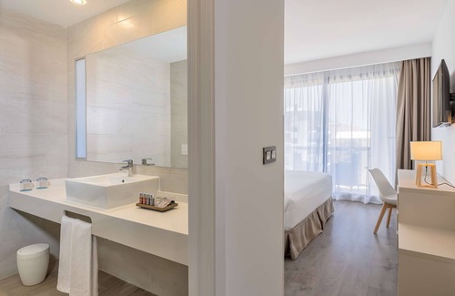 Fuengirola Hotel | Elegant Occidental Fuengirola: 4-Star Spa & Pool Retreat