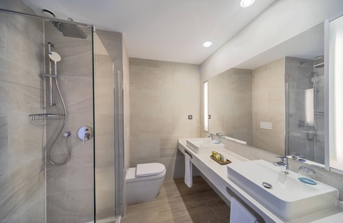 Fuengirola Hotel | Elegant Occidental Fuengirola: 4-Star Spa & Pool Retreat