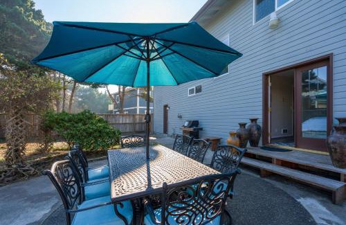 Bandon House | Ocean Aire: Family & Pet-Friendly Haven with Top Ratings