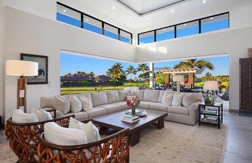 Poipu House | Panoramic Views of Ocean and Golf Course Await You