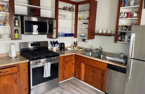 San Diego Cottage | Ocean Beach Cottage: Unforgettable Sunsets and Ocean Views