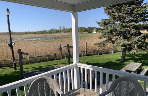 Ogunquit - Wells House | Cozy Ocean Avenue Beach Rental Steps from Moody Beach