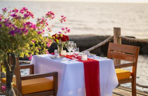 Ong Lang Resort | Elegant Ocean Bay Phu Quoc Resort with Private Beach