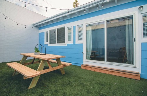 Ocean Beach Condo | Ocean Beach 1br Sunny Getaway with Oceanfront Views