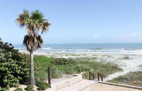 Crescent Beach House | Direct Oceanfront Condo at Ocean Beach Villas Unit 302