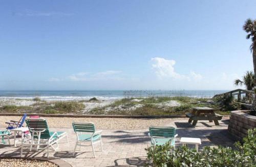 Crescent Beach House | Direct Oceanfront Condo at Ocean Beach Villas Unit 302