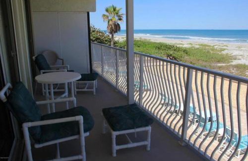Crescent Beach House | Direct Oceanfront Condo at Ocean Beach Villas Unit 302