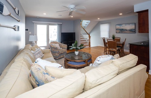 Surf City House | Ocean Block Pool Home with Spa & Ocean View for 16 Guests