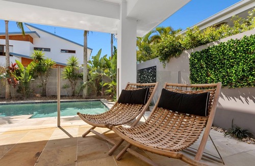 Kingscliff House | Ocean Blue on Salt Beach: Guest Rated 9.8, Oceanfront Bliss
