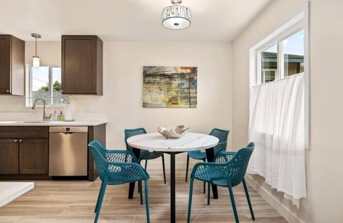 Carpinteria Apartment | Modern Ocean Breeze Apartment Steps from the Beach