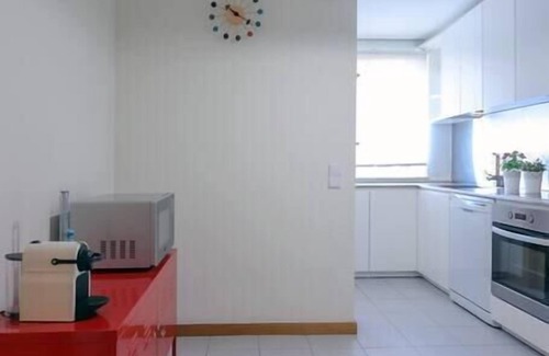 Vilarinha Apartment | Ocean Breeze Delight
