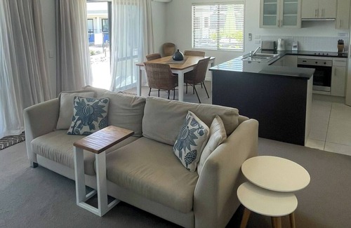 Pauanui Apartment | Ocean Breeze Resort: Rated 9.4 with Ocean View & Spa
