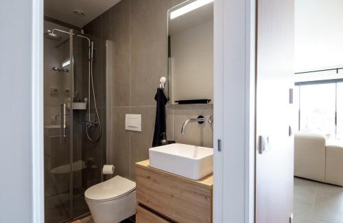 Barril de Cima Apartment | Ocean Breeze Retreat near Ericeira