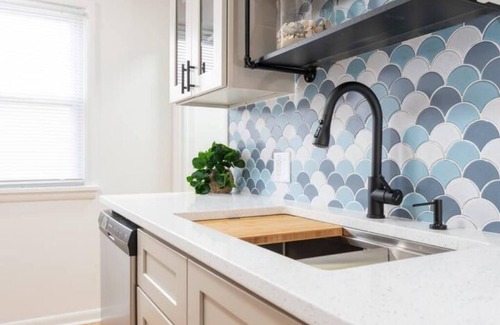Benson Apartment | Relaxing Ocean Retreat with Pool & Spa in Omaha