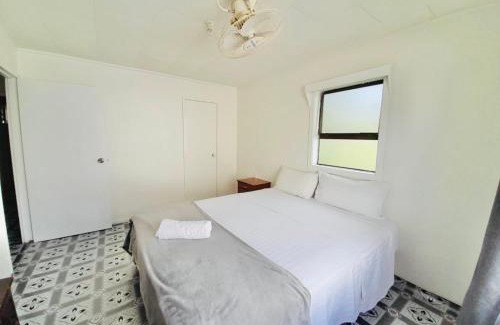 Nuku'alofa House | Ocean Cottage Private Double Twin Room in Nuku'alofa Townb