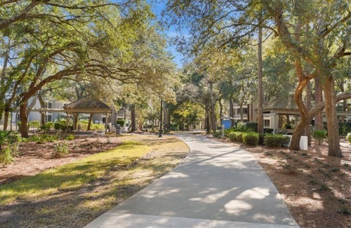 Briarcliffe Acres Condo | Ocean Creek Lodge 2110 - Upscale Condo with Ocean View
