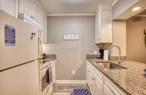 Briarcliffe Acres Condo | Ocean Creek Resort: Family-Friendly Getaway with Pools & Gym