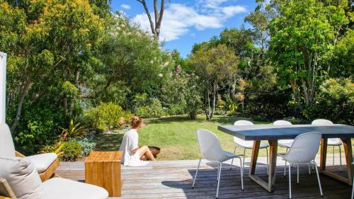 Macmasters Beach House | Experience Ocean Delight at Macmasters Beach - Pet Friendly Stay