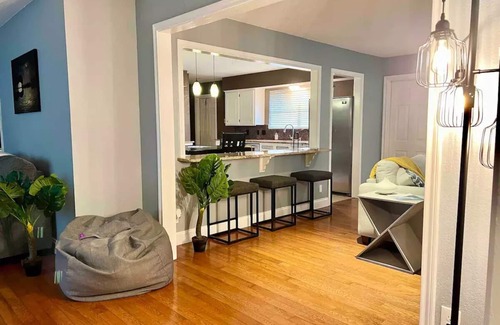 Bay Area House | Ocean Dr Gem: Walk to Bay & Downtown with Ocean View