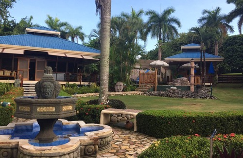 Tango Mar House | Beautiful Beachfront Retreat with Pool & Ocean Views