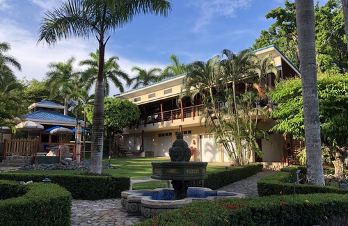 Tango Mar House | Beautiful Beachfront Retreat with Pool & Ocean Views