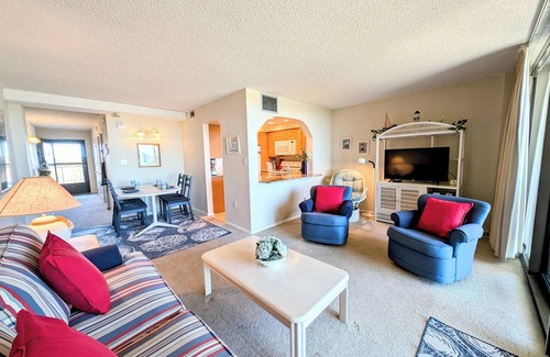 Bethany Beach Condo | Relax in 608 Dover - Sea Colony East with Pool & Breakfast