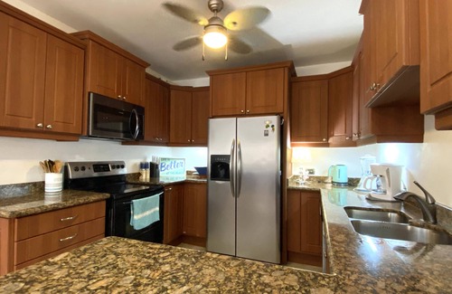 Barrio Los Faroles Condo | Coastal Retreat with Ocean Views and Saltwater Pool