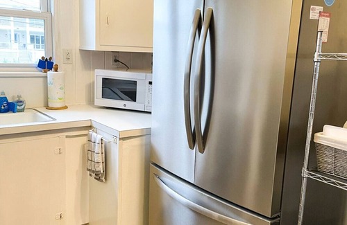 Atlantic Beach House | Oceanfront Paradise: 10/10 Rated Getaway with Spa & Views