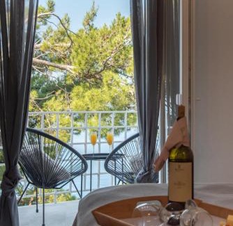 Bratus Apartment | Ocean front apartment with stunning view