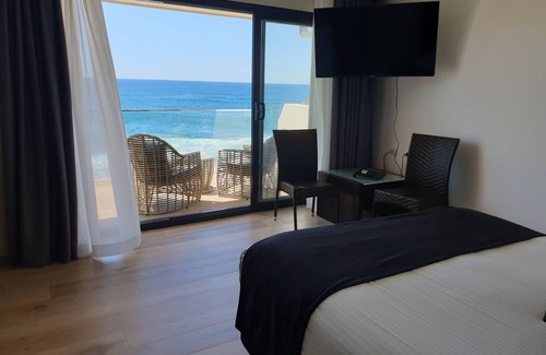 The Entrance Hotel | Ocean Front Retreat at The Entrance - Family-Friendly Stay