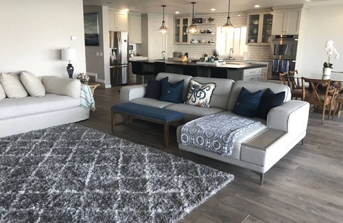 Primo Tapia House | Experience Oceanfront Bliss with Hot Tub & Stunning Views