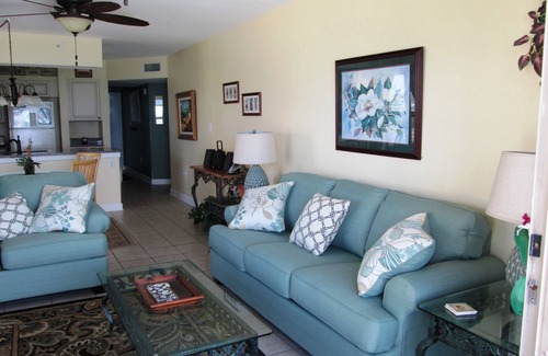 Fort Walton Beach Condo | Oceanfront 2BR Corner Unit with Wi-Fi & Amazing Views