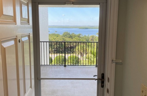 Bethune Beach Condo | Oceanfront Condo at Chadham by the Sea with Pool & Spa