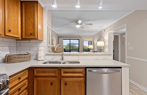 Atlantic Beach Condo | Family-Friendly Oceanfront Retreat Steps from the Beach