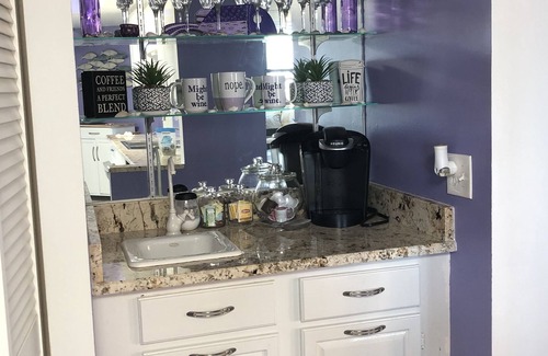 Fort Pierce Condo | Ocean Front Condo with Pool, Spa & Hot Tub - Rated 9/10