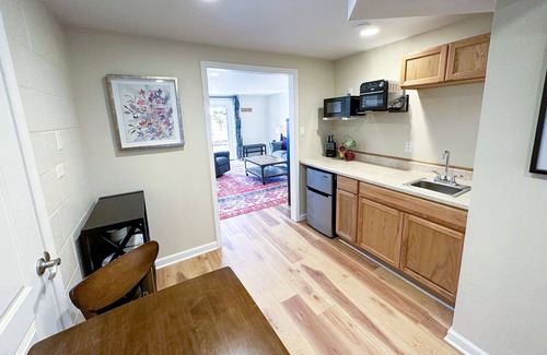 Yachats Apartment | Oceanfront Condo at The Estate House C – Beach Access Awaits!