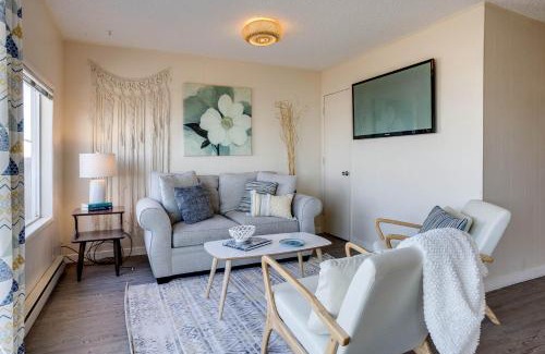 South Beach House | Pet-Friendly Ocean Front Duplex with Breathtaking Views