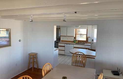 Duxbury House | Oceanfront Duxbury Beach Home with Ocean Views & Kitchen