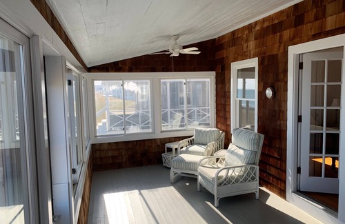 Duxbury House | Oceanfront Duxbury Beach Home with Ocean Views & Kitchen