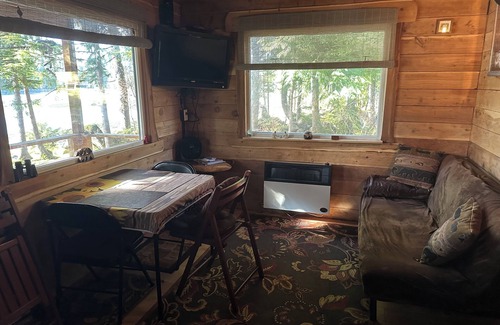 Prince of Wales Island Cabin | Ocean front Log Cabin South Thorne Bay 7 miles from Kasaan