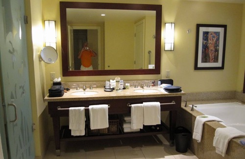 Kaanapali Hotel | Celebrate New Year's Week with Family-Friendly Amenities