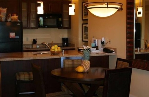 Kaanapali Hotel | Celebrate New Year's Week with Family-Friendly Amenities