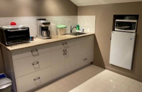 Mill Bay House | Oceanfront Retreat with Kitchenette & 9.8/10 Guest Rating