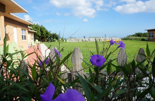 Indialantic Apartment | Seaside Retreat: Family-Friendly Ocean Front Paradise Resort
