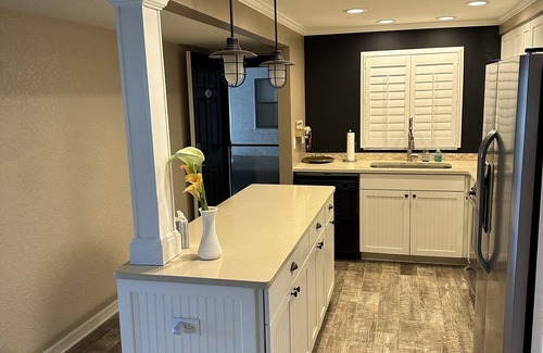 Daytona Beach Condo | Beachfront Condo with Pool & Ocean View in Daytona Shores