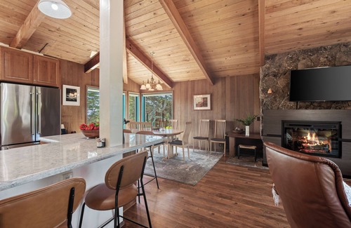 Sea Ranch House | Ocean Front Retreat with Whitewater Views and Great Amenities