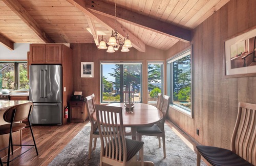 Sea Ranch House | Ocean Front Retreat with Whitewater Views and Great Amenities