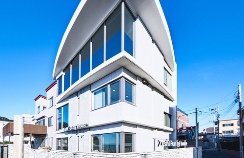 Zushi House | Oceanfront Retreat for Up to 7 Guests in Zushi Kanagawa