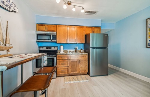 Indian Rocks Beach Condo | Oceanfront Beach Condo at Indian Rocks: Guest Rated 9.6
